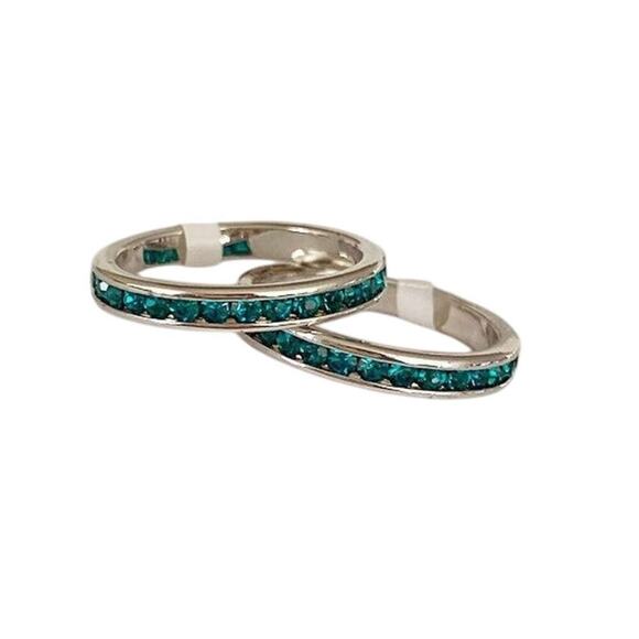 NWT 2 x Size 7 3mm Turquoise Crystal Silver Plated Eternity Rings - Picture 1 of 1